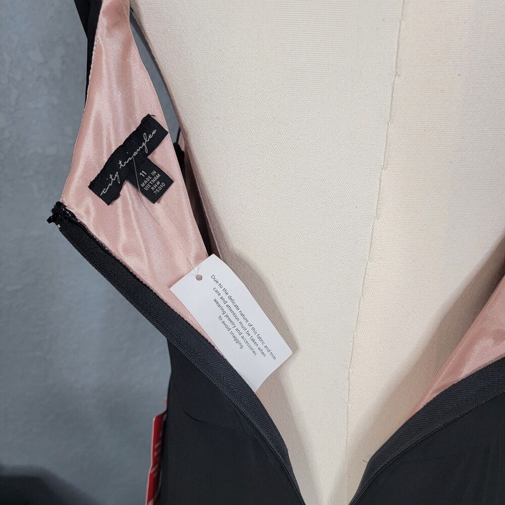 City Triangle Sz 11 Black Gown Pale Pink Pop of Color Stretchy Off Shoulder - Picture 11 of 16